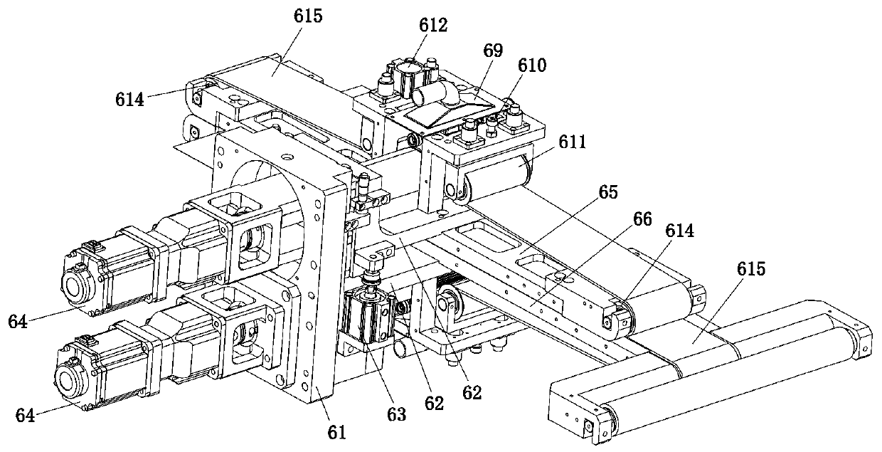 Pole piece and isolating film synchronous traction attaching device