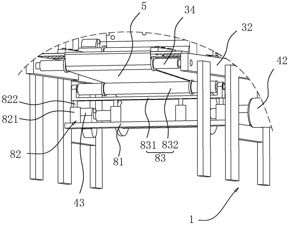 Label discharging system of automatic mylar pasting machine