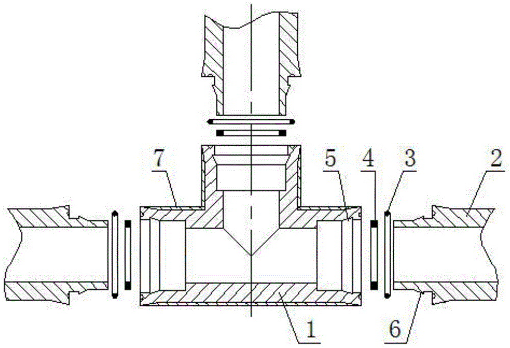 An equal-diameter pipe connection structure