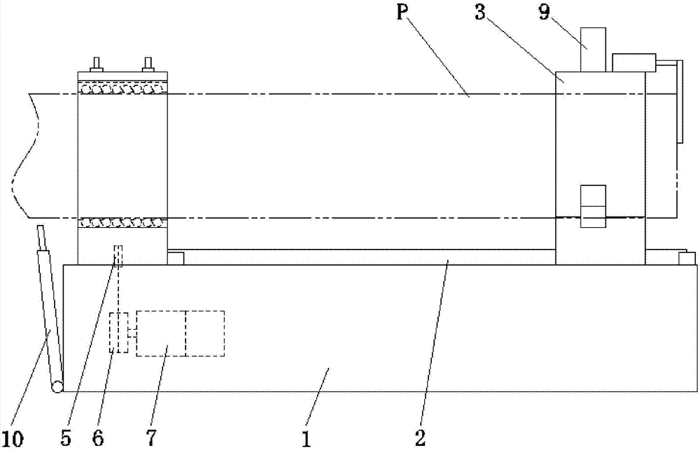 Tunnel cable pipe intermittent conveying device