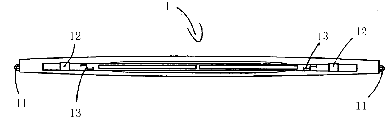 Dividing element for subdividing the interior of a wire basket