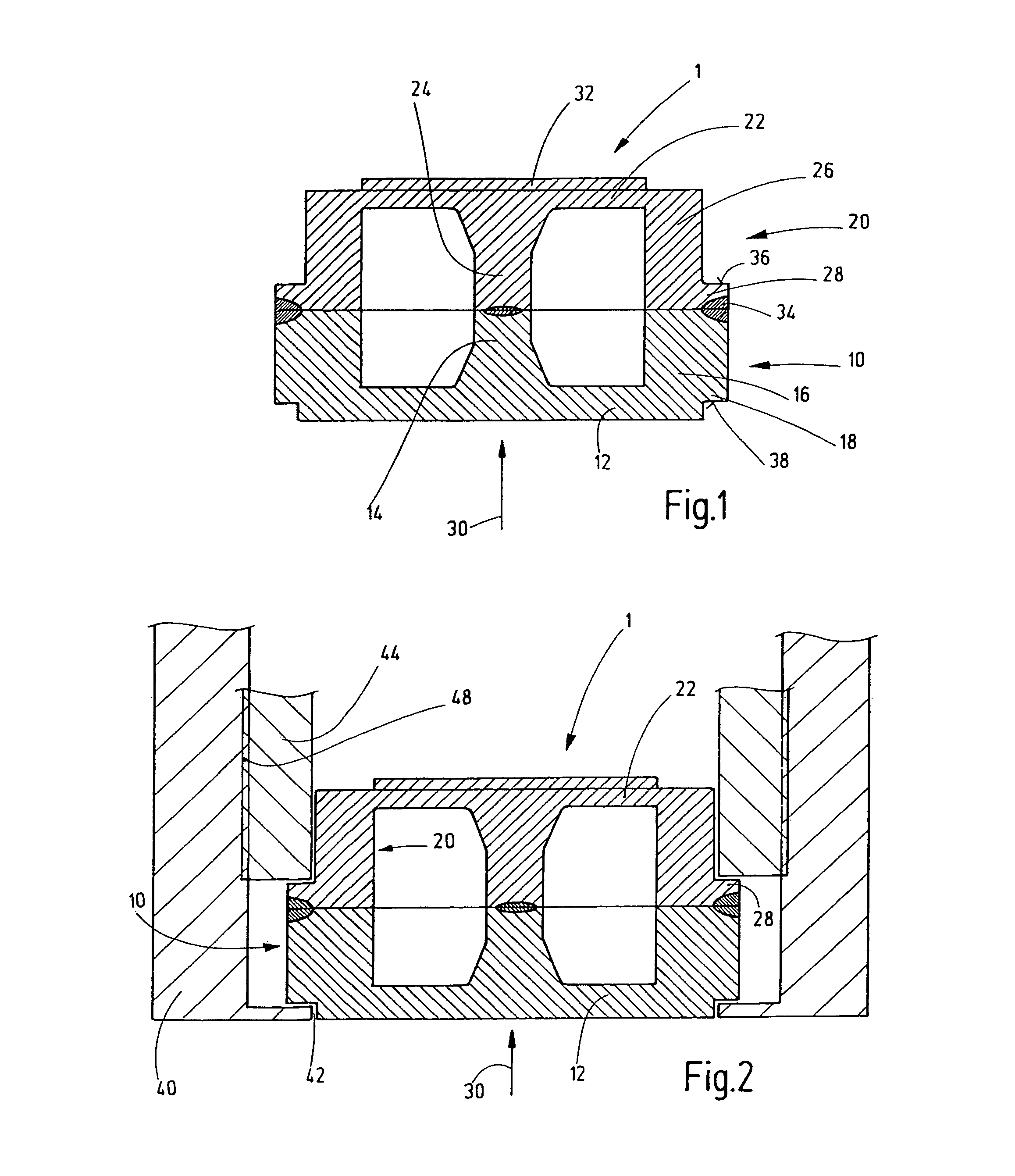 Device for converting a force or a pressure into an electrical signal and method for producing such a device