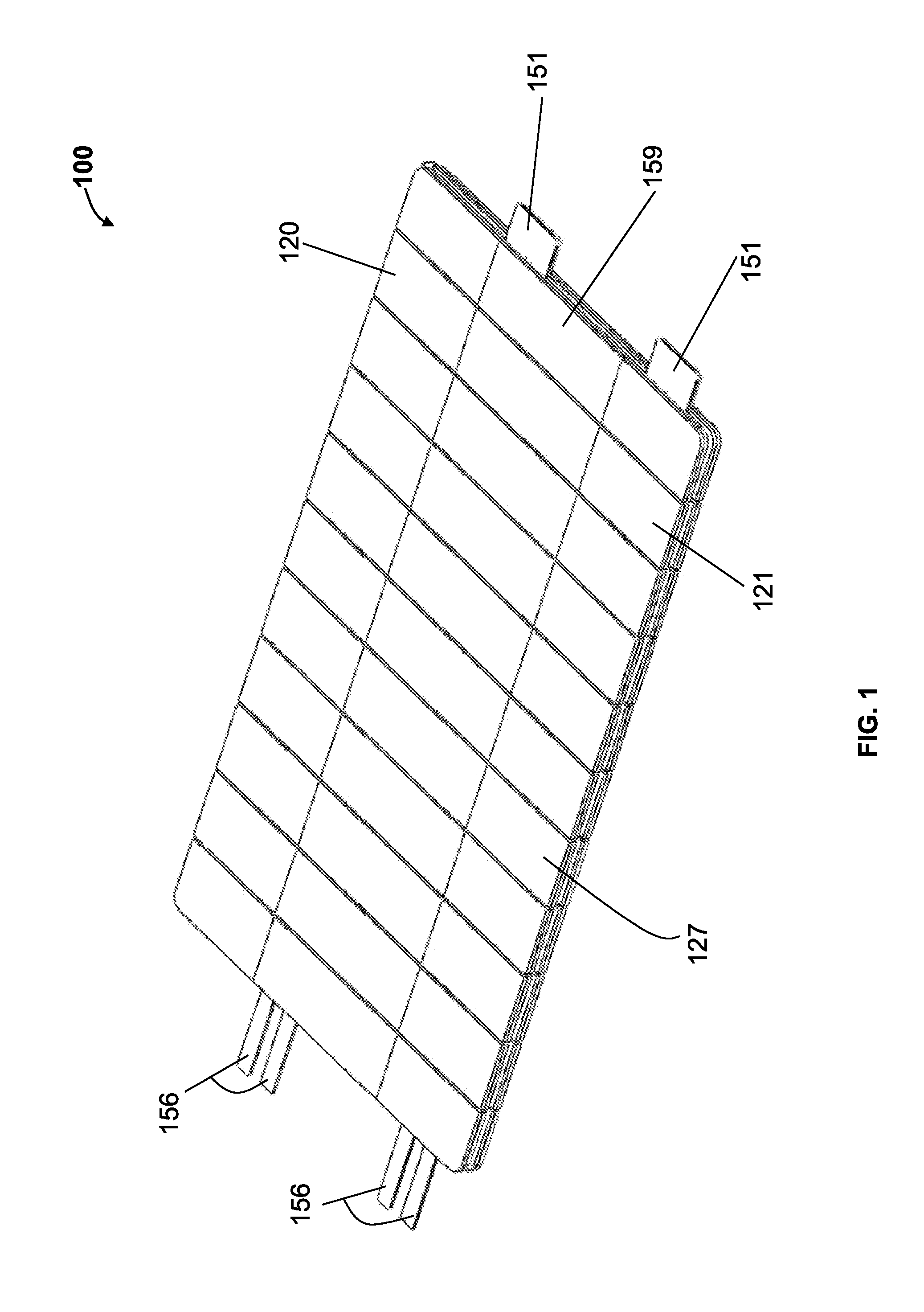 Wound or skin treatment devices with variable edge geometries