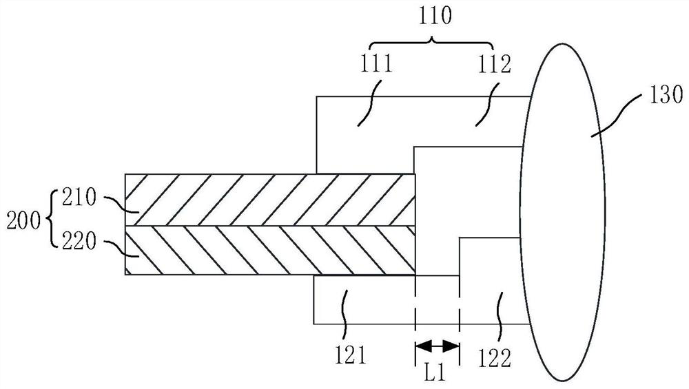 Clamping plate of substrate cutting machine and substrate cutting method