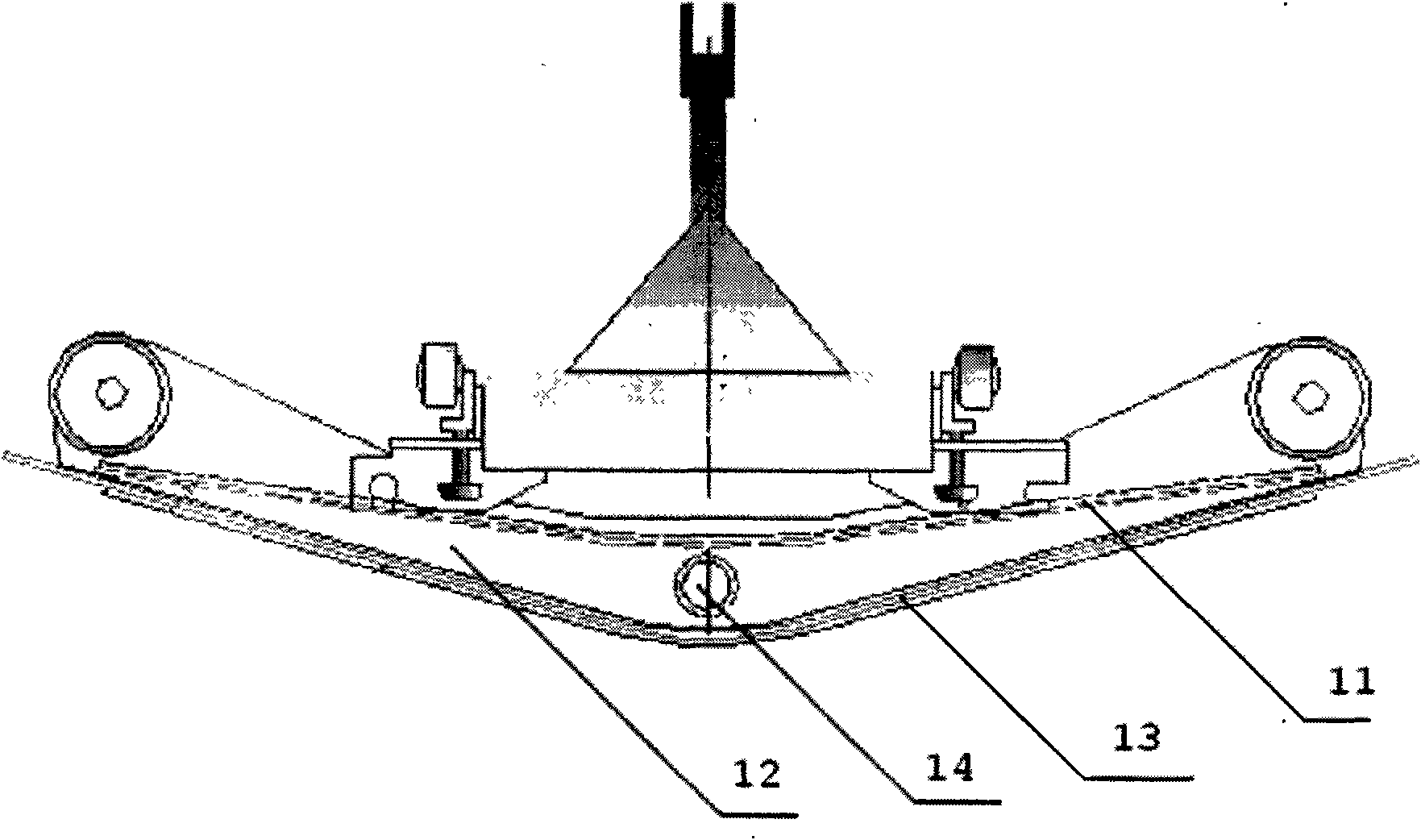 Sewage sucking device installed on scrubber