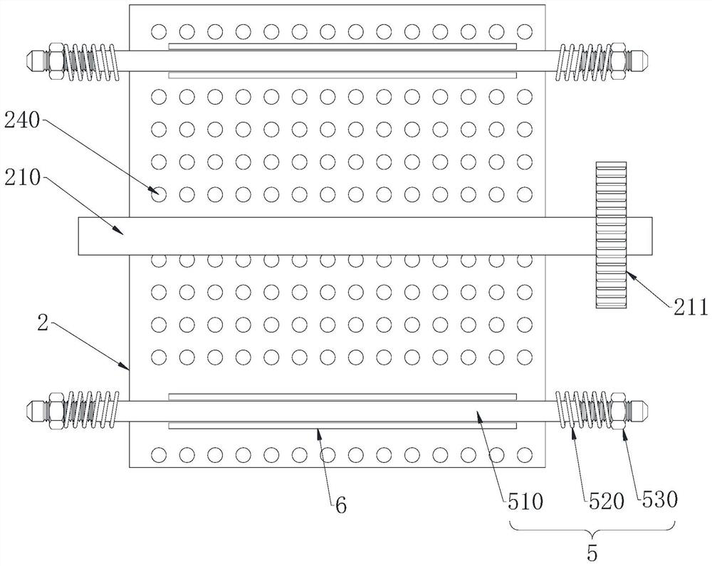 Cow dung extrusion dehydration device