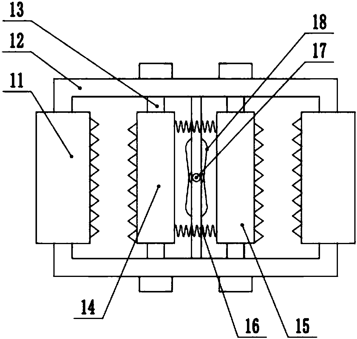 Cam-driven type intermittent feeding fodder smashing device