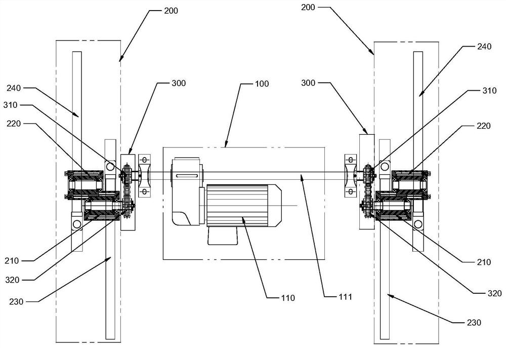 Centering device, comb tooth structure comprising centering device and comb tooth carrier