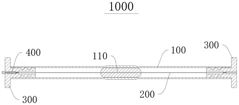 Tension maintaining structure, tension maintaining device and vibrating wire type equipment