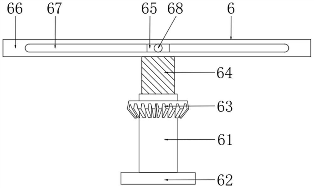 Nursing device for helping old people to move alone and using method