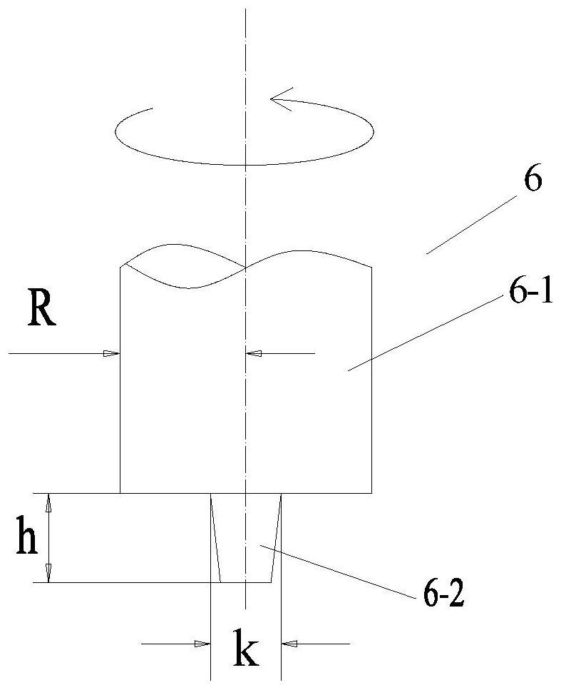 Friction stir welding method of hollow aluminum profile spliced ​​arc plate