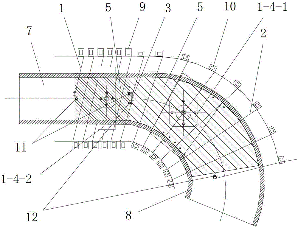 Detachable electromagnetic induction heater for diameter-expanded bend-pushed large-diameter elbow