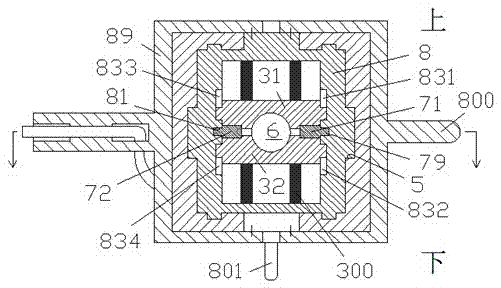 Implementation method for board spraying process guided by convex strip guide slot and adjustable in spray speed