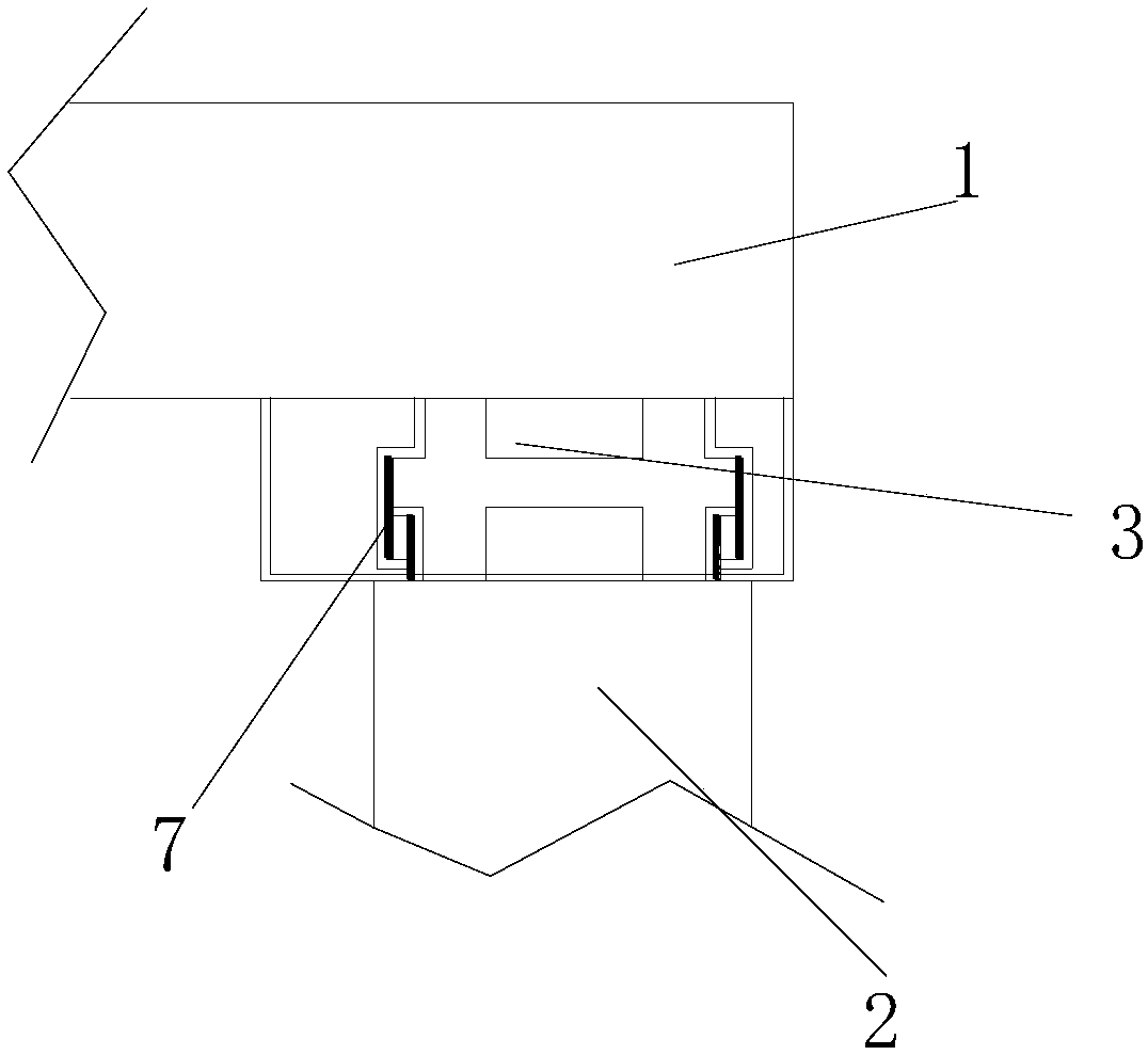 Common enclosed busbar duct