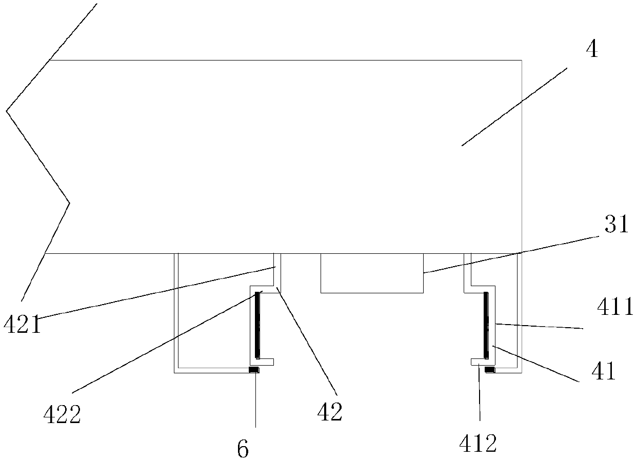 Common enclosed busbar duct