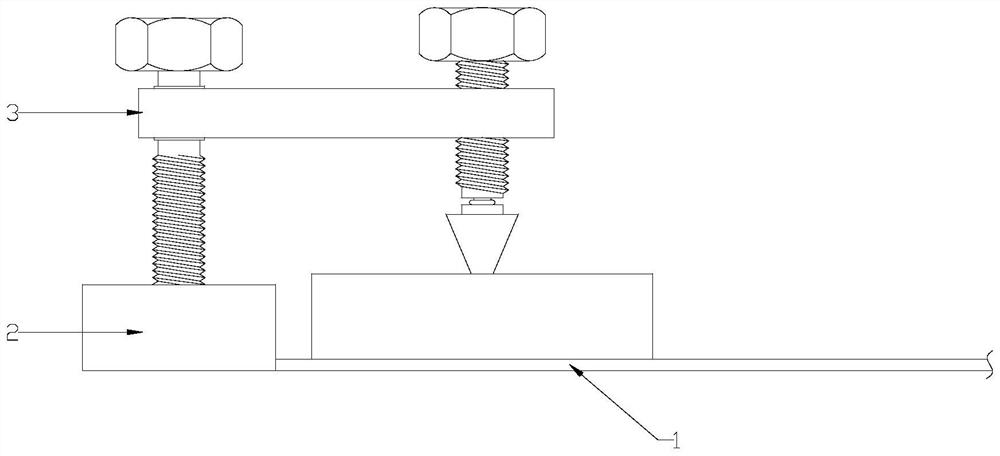 Auxiliary limiting stopper for clamp