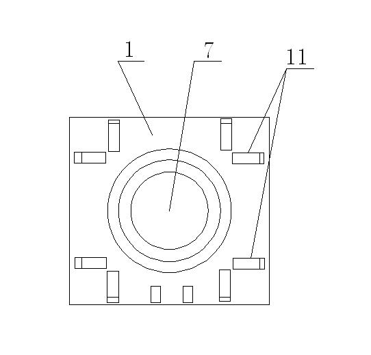 Device for precisely boring lug hole of hinge beam