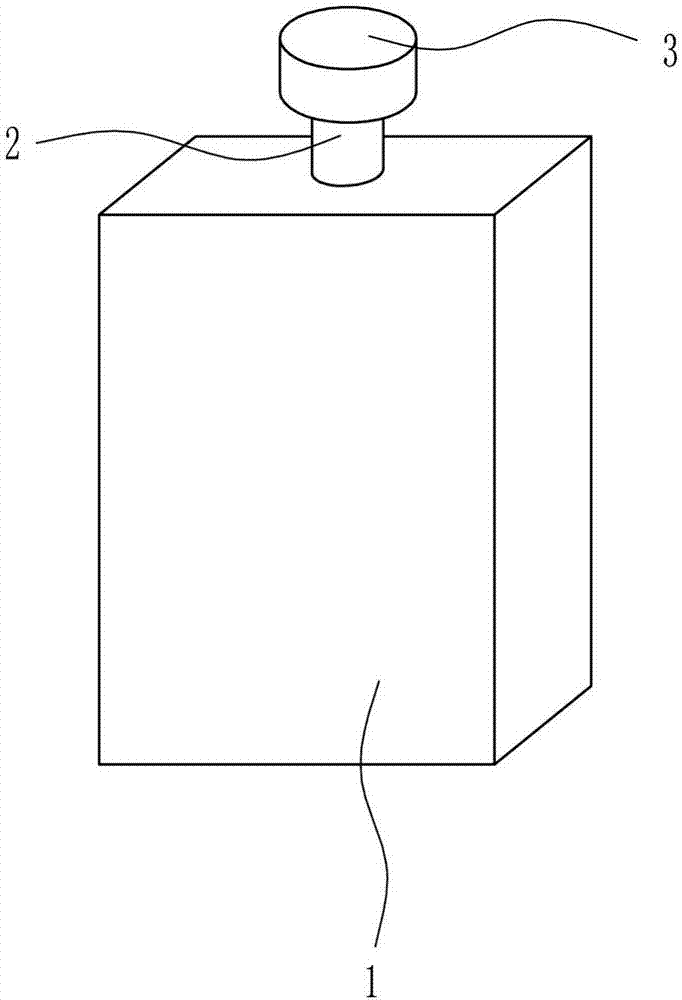 A kind of engine oil bottle capable of quantitatively pouring out engine oil