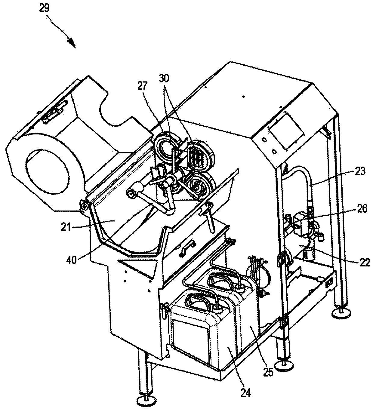 Tooling comprising a mould cavity made of porous material, a patty forming machine and mould cavity washing machine comprising such tooling