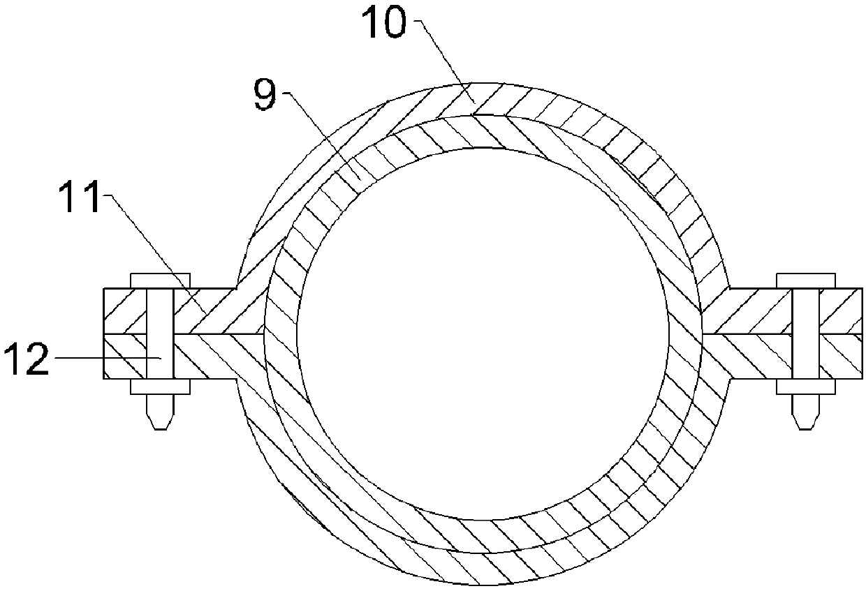 Pipe cutting equipment with supporting function