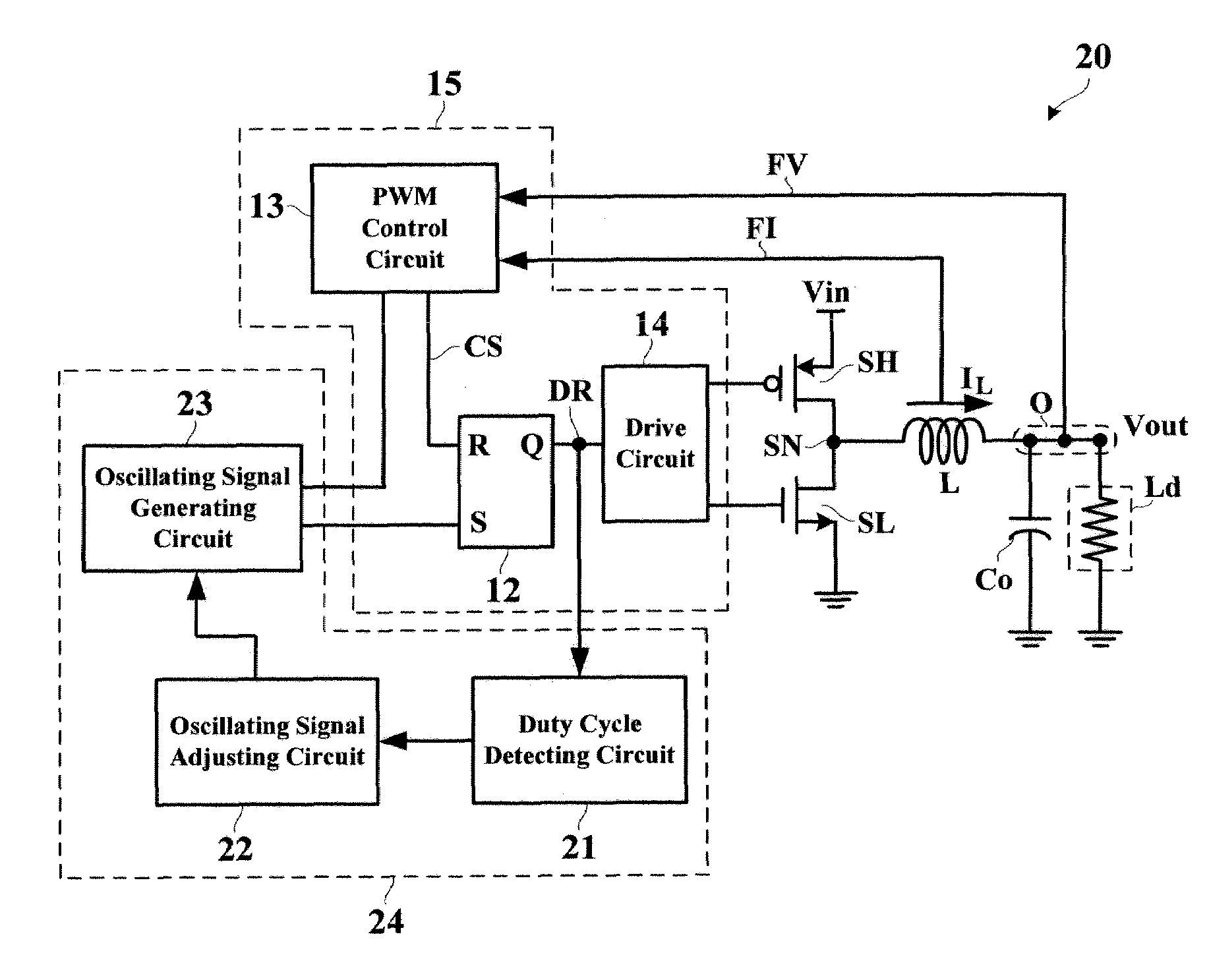 Switching voltage regulator with an improved range of input voltage