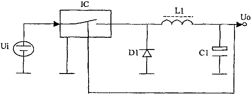 Device and method for converting voltage using switch mode