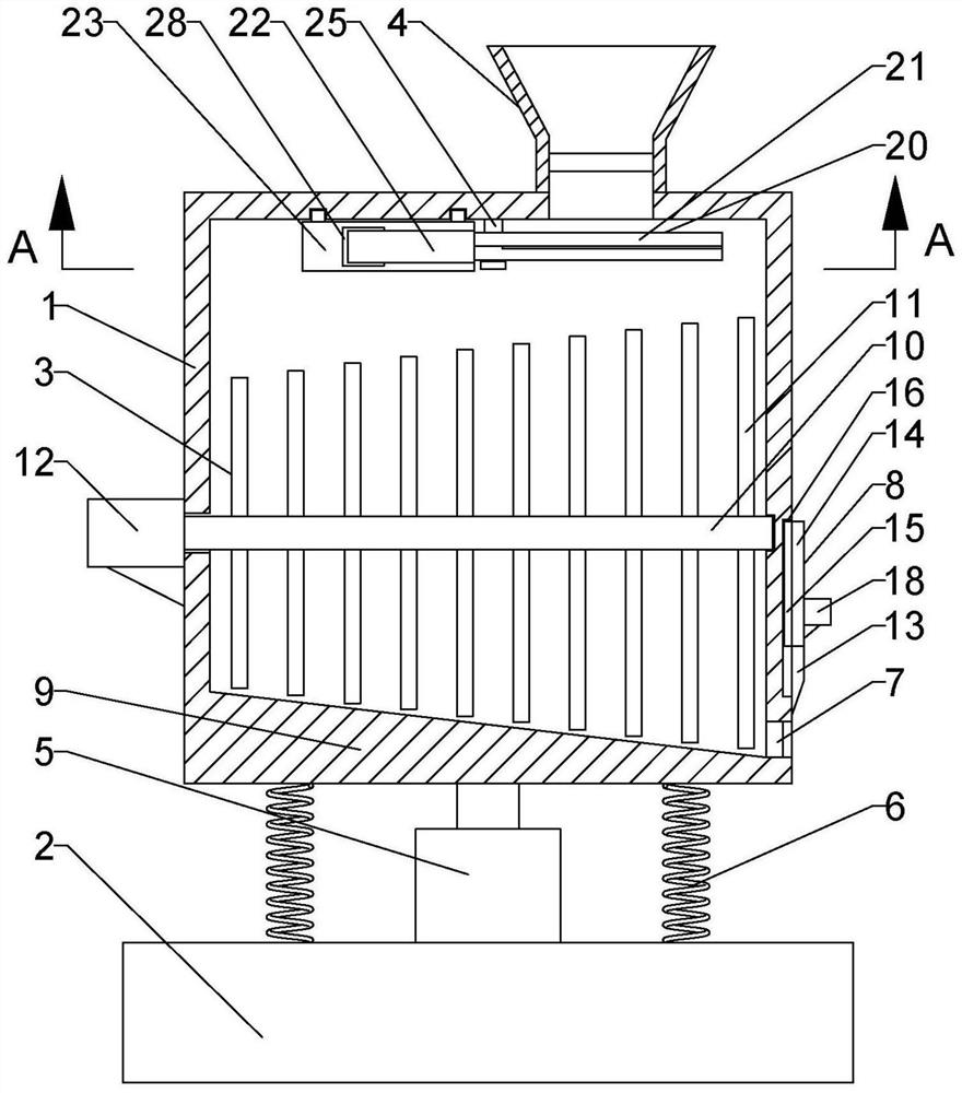 Straw organic fertilizer and preparation method thereof