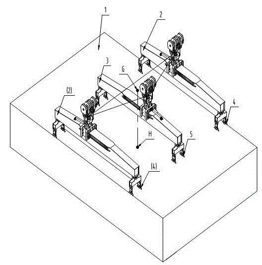 Balanced hoisting mechanism for hoisting heavy piece