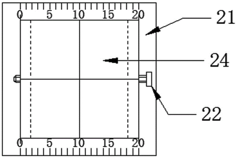 Reaction device for pyrolyzing chemical raw materials by adopting steam