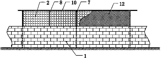 Novel solar greenhouse backwall structure