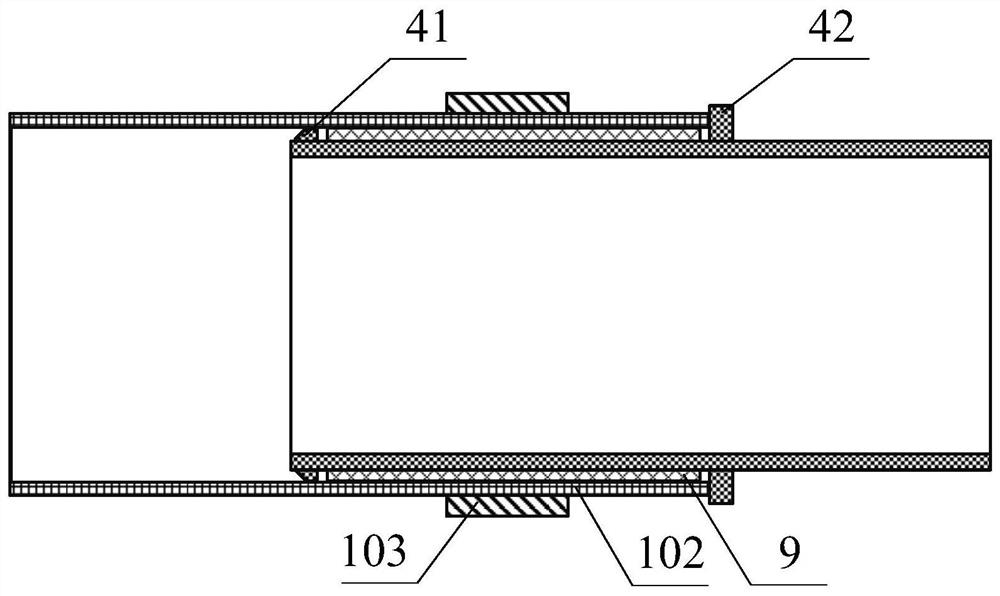 Humidifier outlet pipe structure