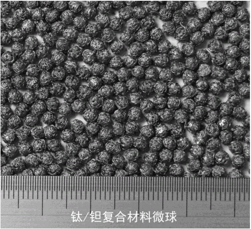 Titanium and tantalum composite microsphere bone filling medical material