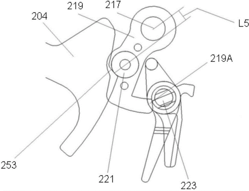 Secondary latching mechanism of operation mechanism of circuit breaker