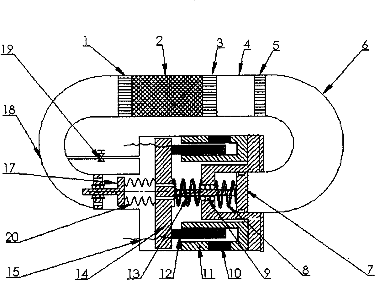 Electricity generating system driven by traveling wave thermoacoustic engine