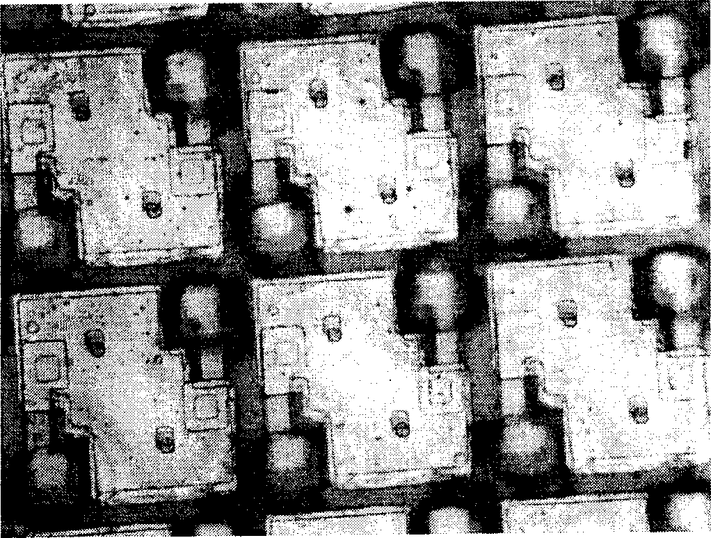 Method for producing lead zirconate-titanate thin film infrared thermal imaging detector hanging structure