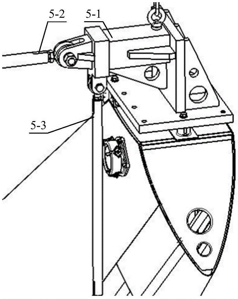 Composite material tail fatigue and defect tolerance test apparatus