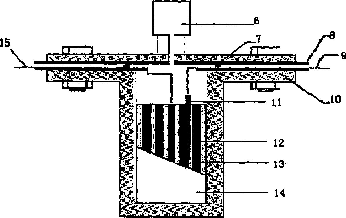 Sealed basic Ni-Cd secondary cell