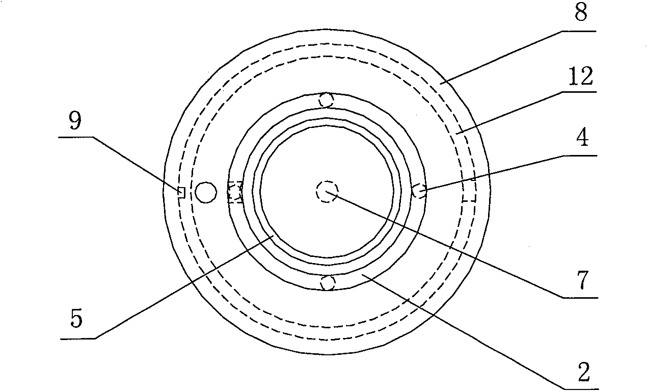 Spraying device for salt spray test chamber