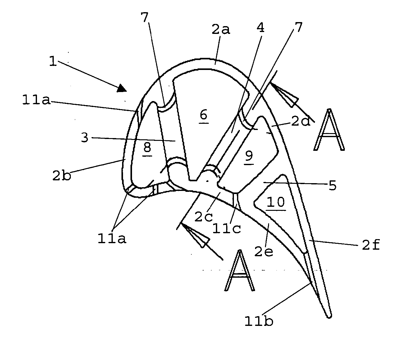 Turbine blade with impingement cooling