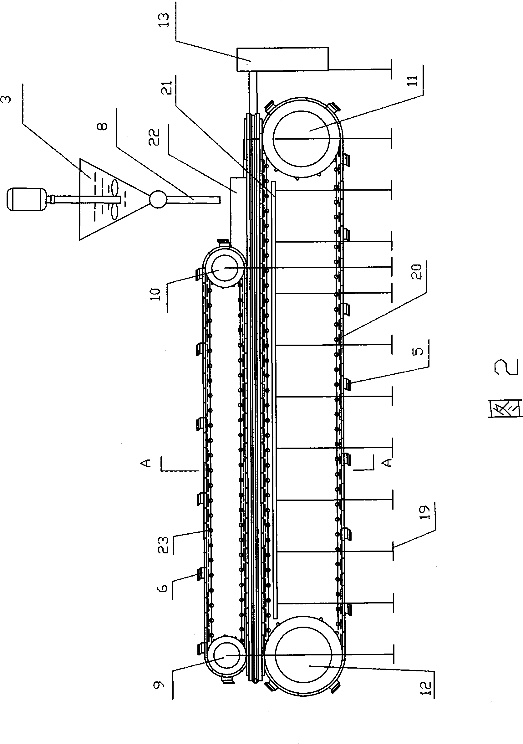 Conveyer-belt type block molding device for continuous producing gypsum block