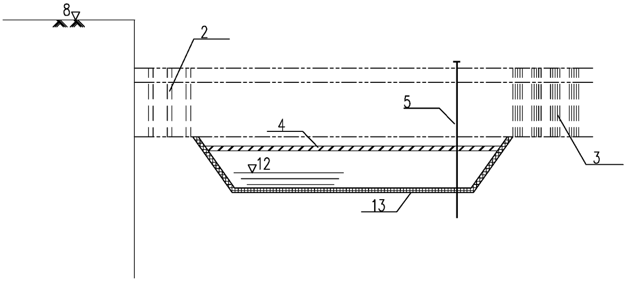 Biological mud collecting and desilting structure and implementing method thereof