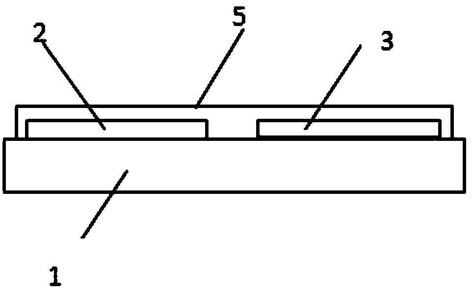 Interdigital electrode array sensor used for quantitatively detecting residual chlorine in water