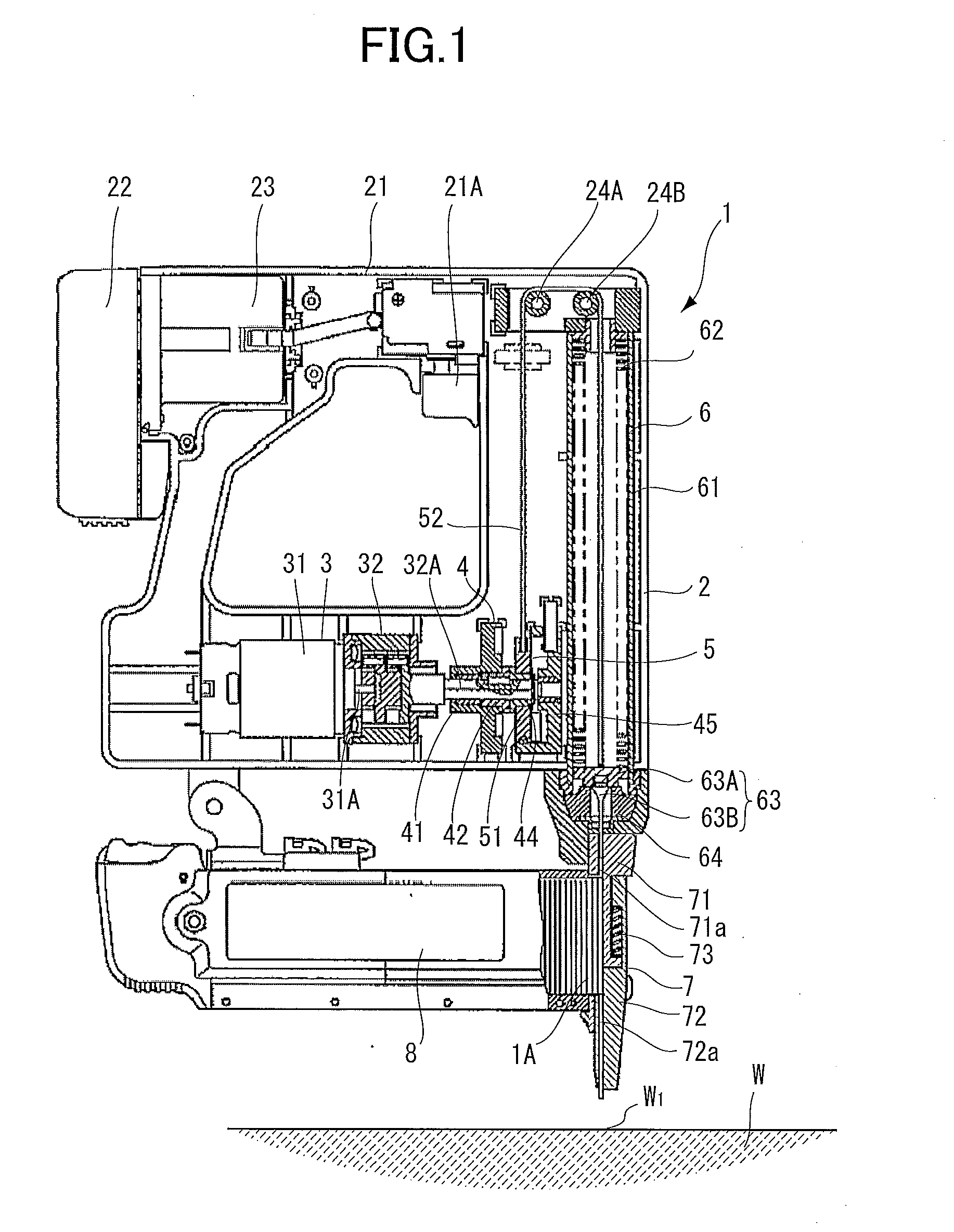 Fastener driving tool