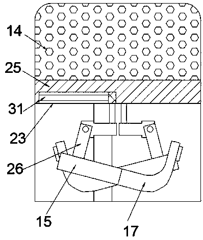 Automobile tire with antiskid chain integrated in hub