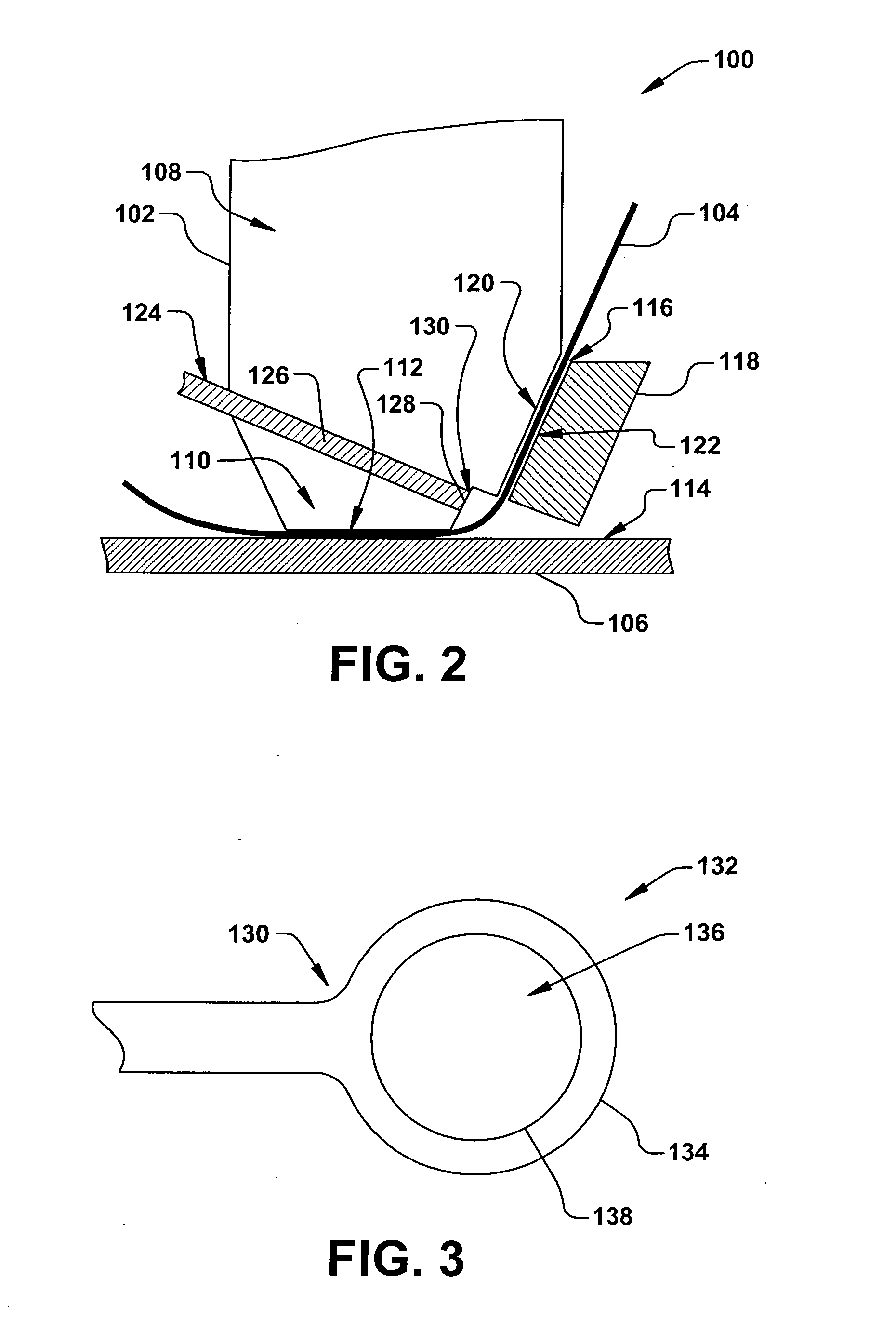 Bond capillary design for ribbon wire bonding