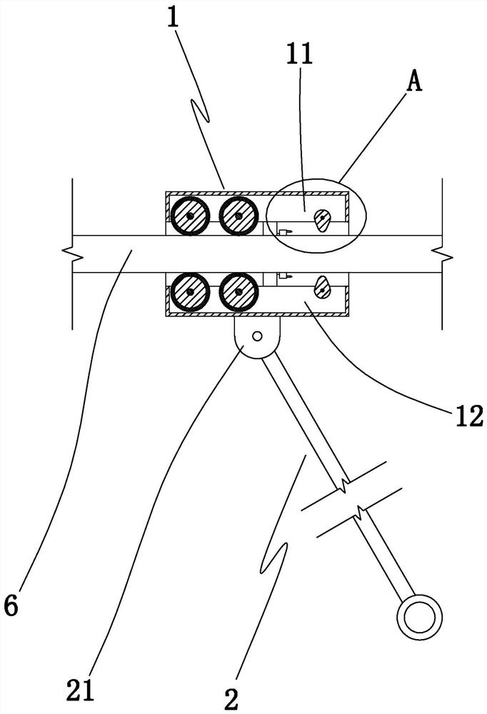 A cable short-range deicer