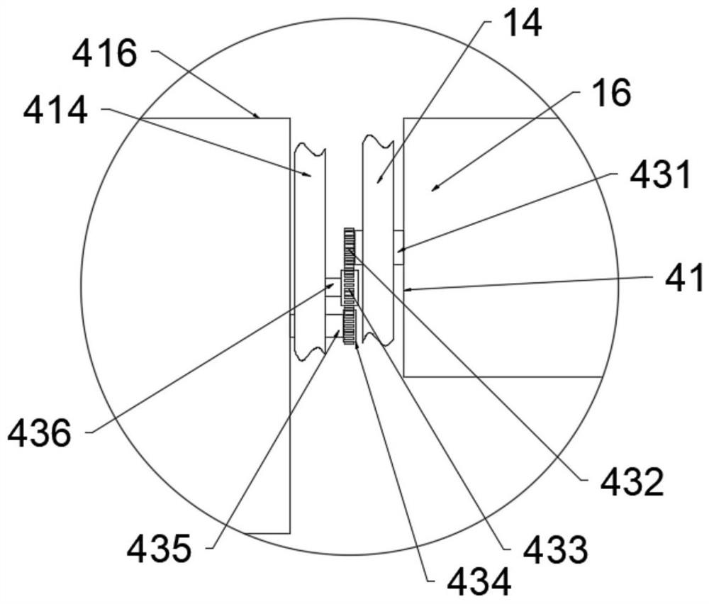 Automatic assembling device for express sorting telescopic machine