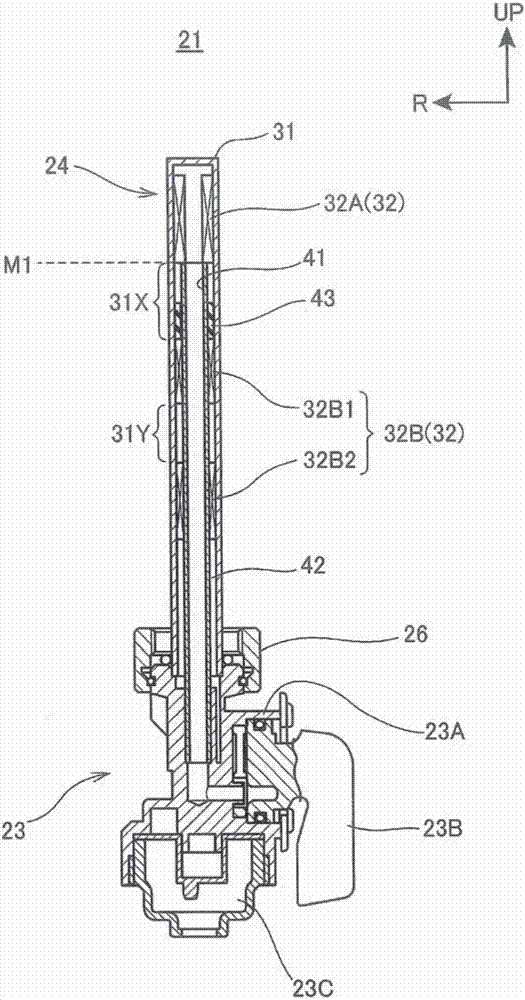 Straddle vehicles and fuel filters