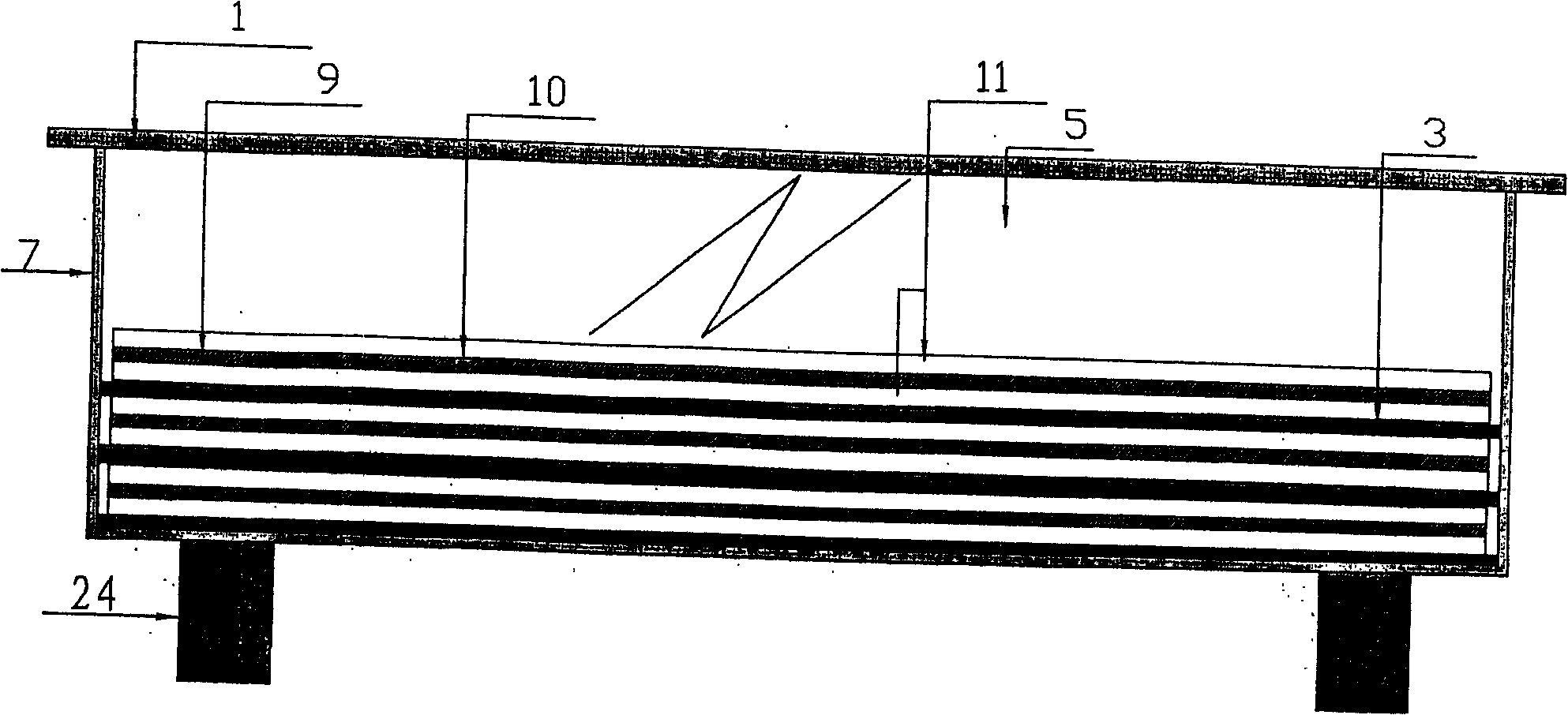 Method for making low-temperature adhesive plate vacuum glass and apparatus thereof