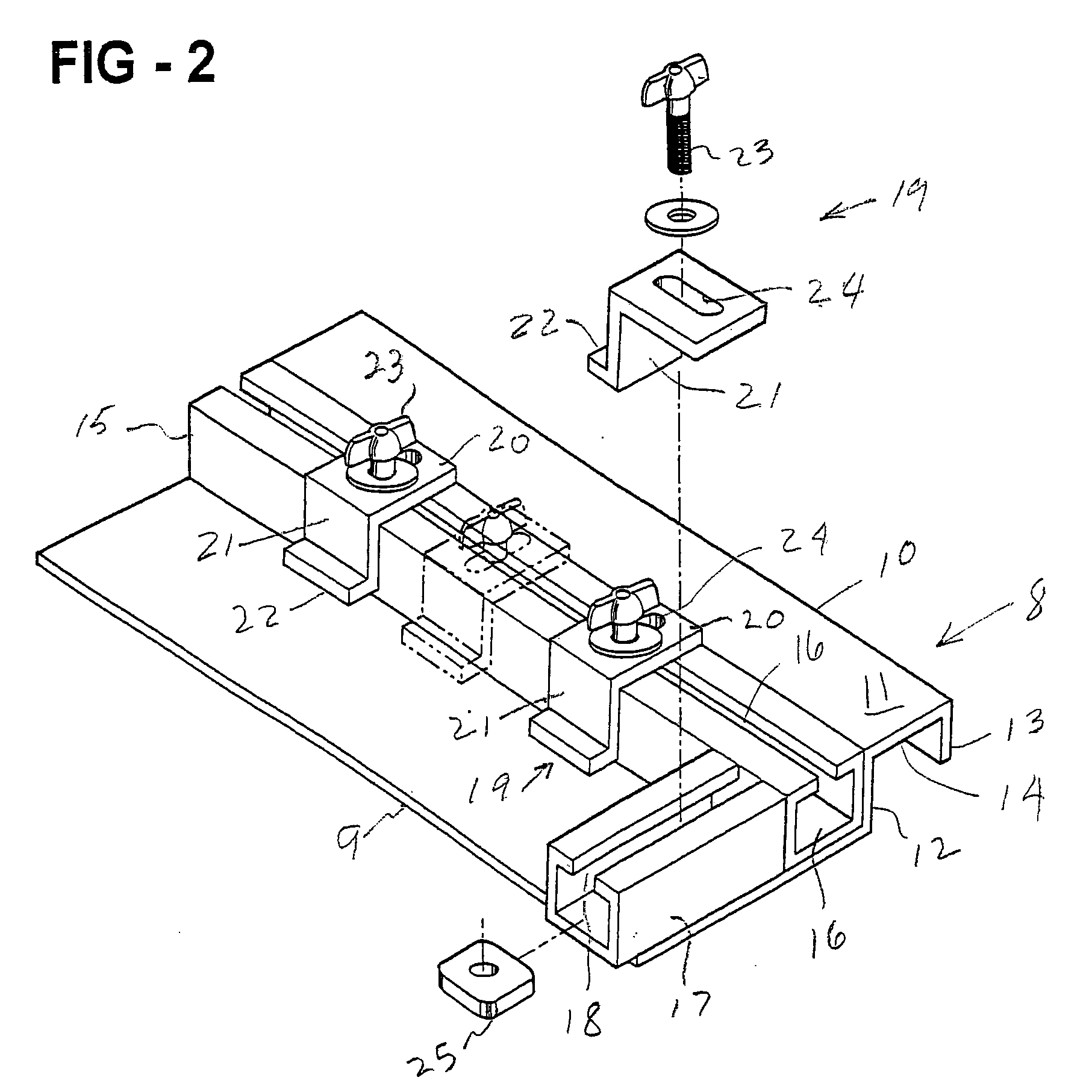 Saw guide apparatus